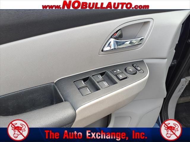 2016 Honda Odyssey SE:RS25057