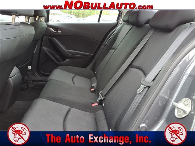 2014 Mazda Mazda3 i Sport:RS25154
