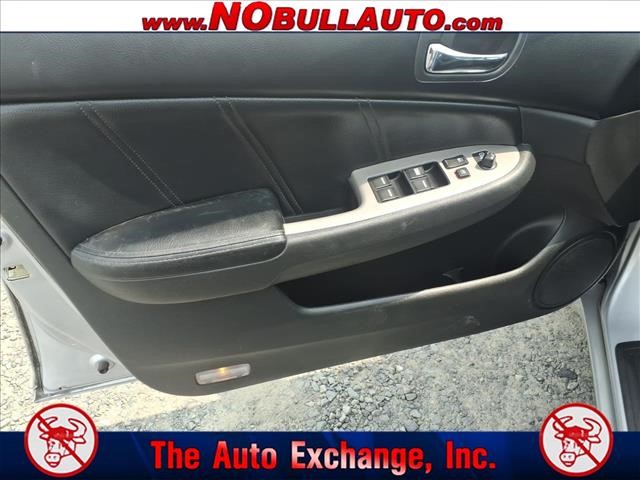 2005 Honda Accord EX w/Leather:RS25188