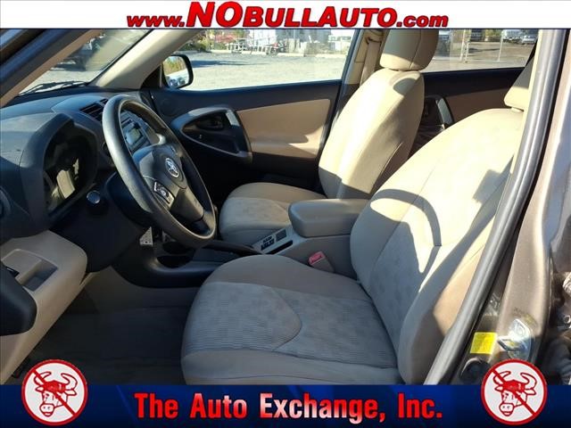 2012 Toyota RAV4 Base:RS25212