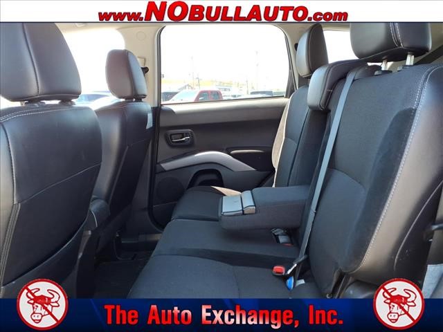 2012 Mitsubishi Outlander SE:RS25142