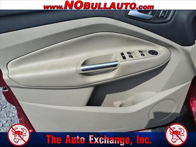 2017 Ford Escape SE:RS25172