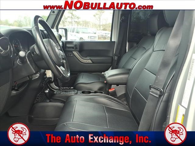 2011 Jeep Wrangler Unlimited Sport:RS25143