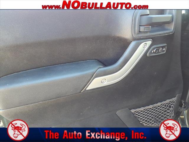 2011 Jeep Wrangler Unlimited Rubicon:RS25087