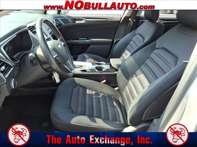 2013 Ford Fusion SE:RS25197