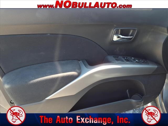 2012 Mitsubishi Outlander SE:RS25142