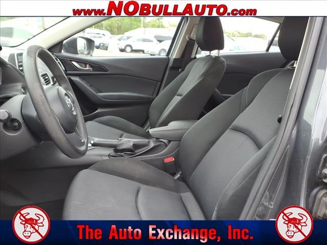 2014 Mazda Mazda3 i Sport:RS25154