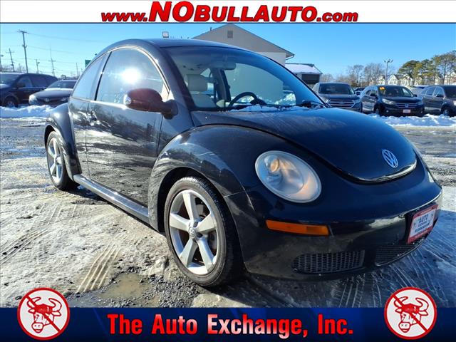 2008 Volkswagen New Beetle Triple White