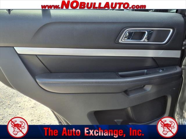 2016 Ford Explorer XLT:RS25014