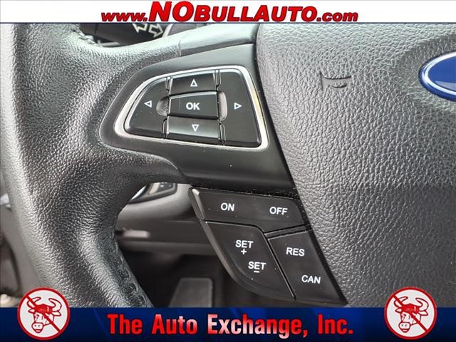 2017 Ford Escape Titanium:RS25208