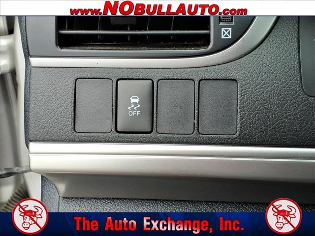 2014 Toyota Camry SE:RS25151