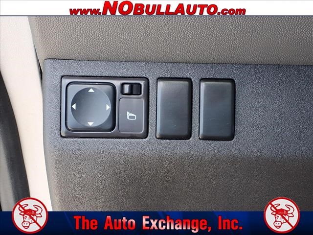 2011 Nissan Xterra S:RS25153