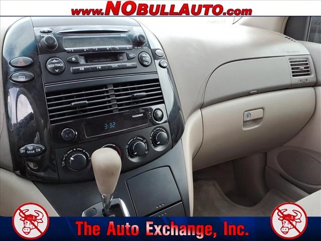 2005 Toyota Sienna CE 7 Passenger:RS25161