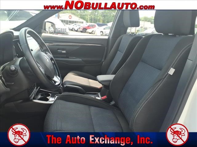 2018 Mitsubishi Outlander LE:RS25176