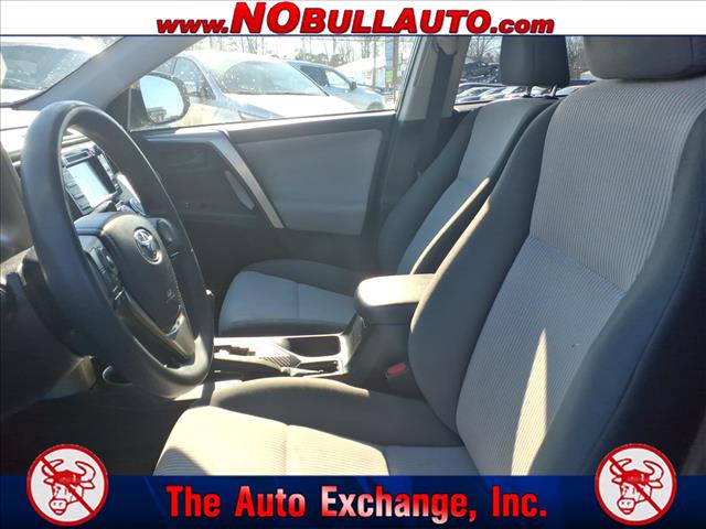 2015 Toyota RAV4 LE:RS25107