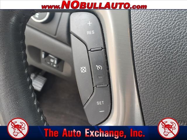 2011 Chevrolet Suburban LS:RS25184