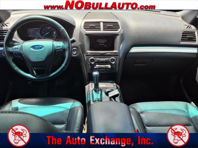 2016 Ford Explorer XLT:RS25014