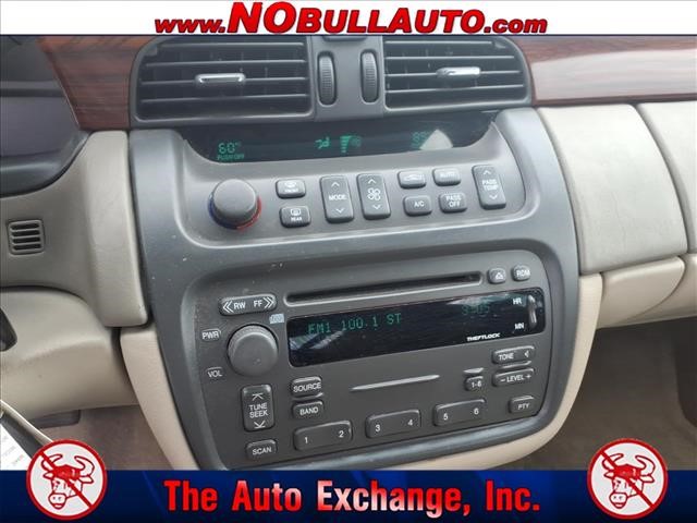 2004 Cadillac DeVille Base:RS25169