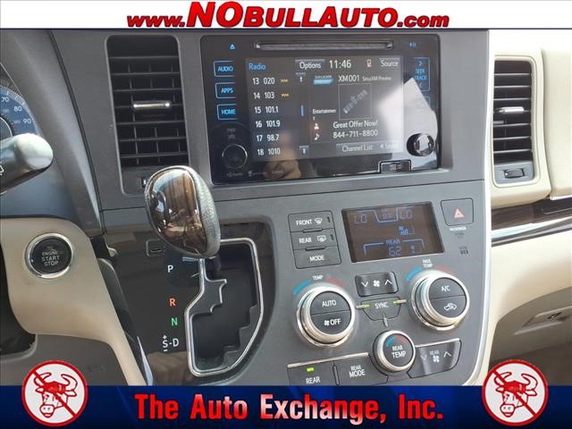 2016 Toyota Sienna XLE 7-Passenger Auto Access Seat:RS25198