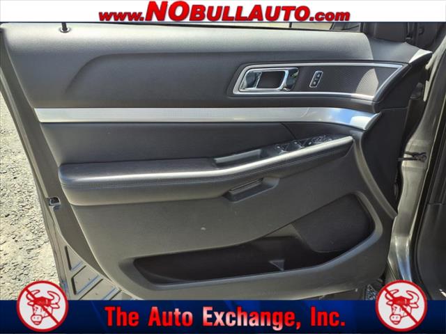 2016 Ford Explorer XLT:RS25014