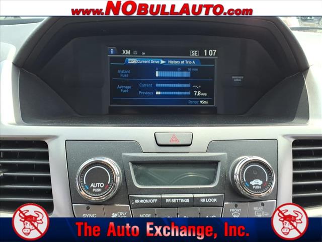 2016 Honda Odyssey SE:RS25057