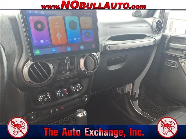 2011 Jeep Wrangler Unlimited Sport:RS25143