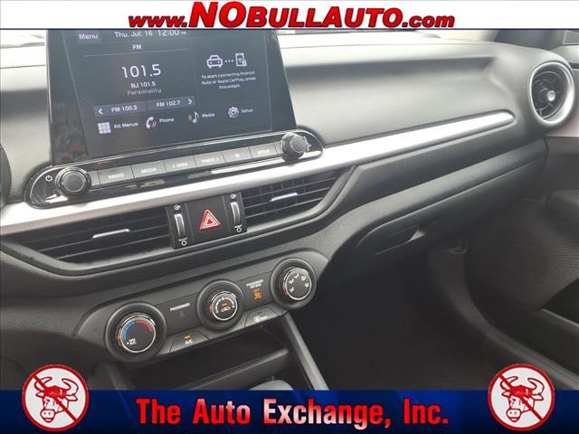 2023 Kia Forte LX:RS25183