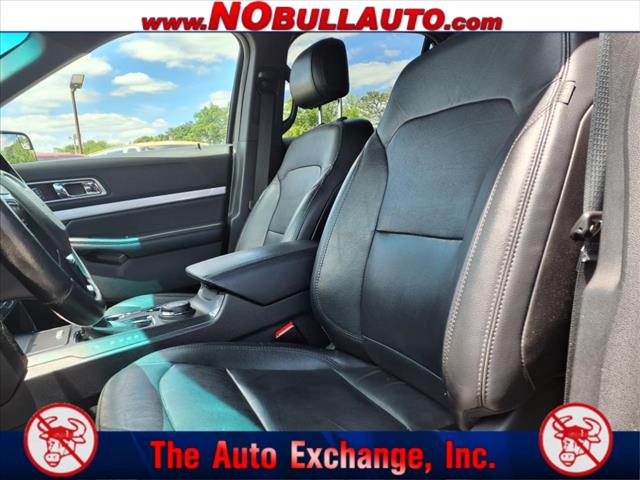 2016 Ford Explorer XLT:RS25014