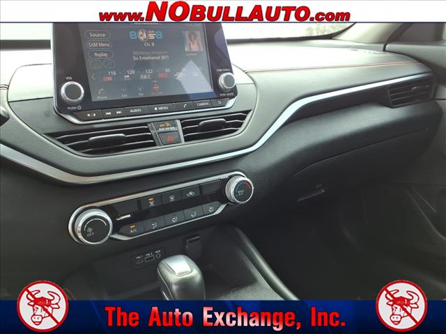 2020 Nissan Altima 2.5 SR:RS25120