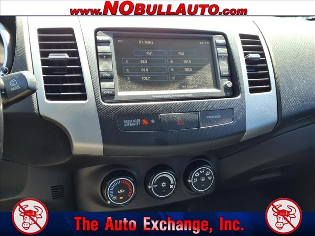 2012 Mitsubishi Outlander SE:RS25142