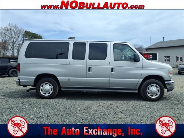 2011 Ford E-Series E-350 SD XLT:RS25140