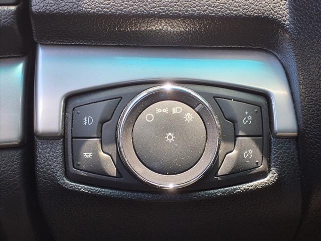 2016 Ford Explorer XLT:RS25014