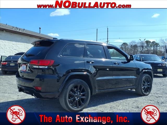 2017 Jeep Grand Cherokee Altitude:RS25136