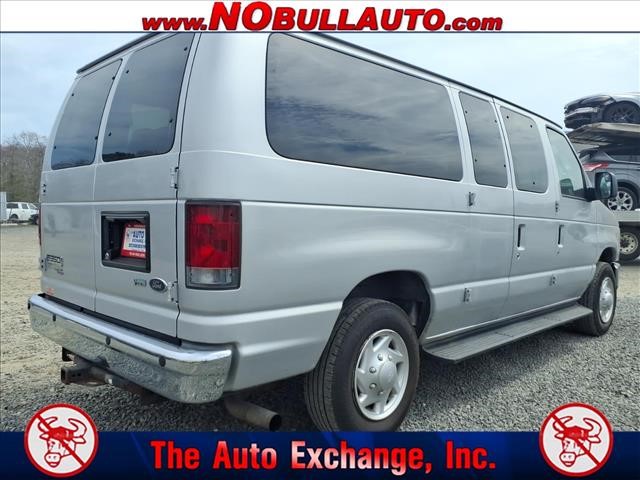 2011 Ford E-Series E-350 SD XLT:RS25140
