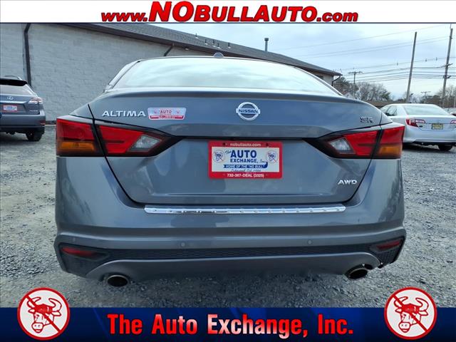 2020 Nissan Altima 2.5 SR:RS25120