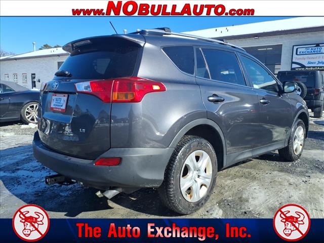 2015 Toyota RAV4 LE:RS25107