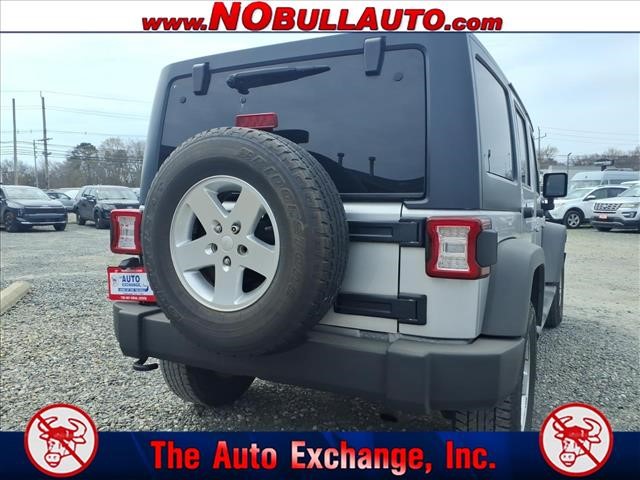 2011 Jeep Wrangler Unlimited Sport:RS25143