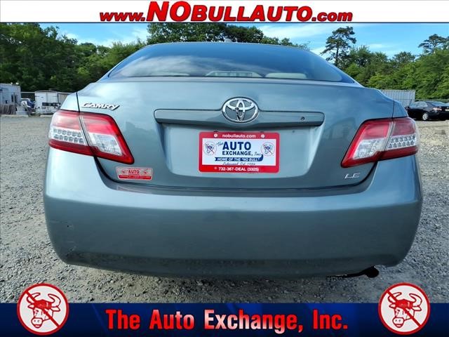 2011 Toyota Camry LE:RS25175