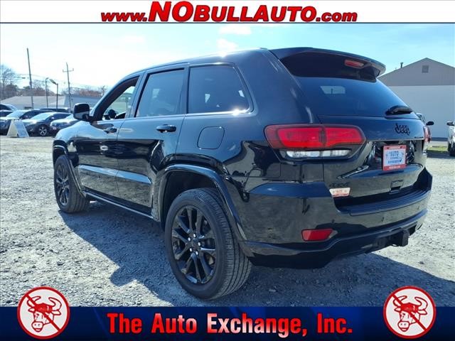 2017 Jeep Grand Cherokee Altitude:RS25136
