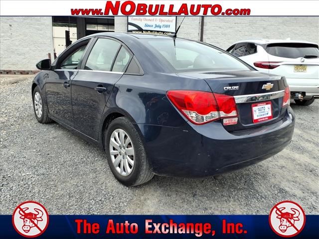2011 Chevrolet Cruze LS:198285