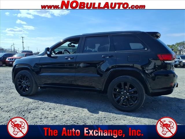 2017 Jeep Grand Cherokee Altitude:RS25136