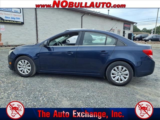 2011 Chevrolet Cruze LS:198285