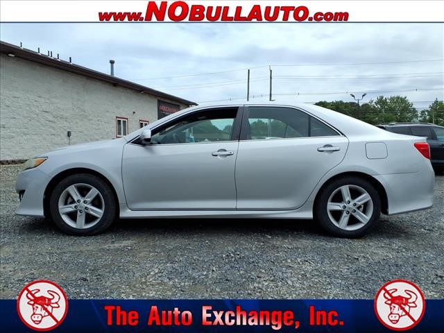 2014 Toyota Camry SE:RS25151