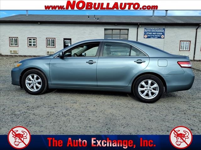 2011 Toyota Camry LE:RS25175