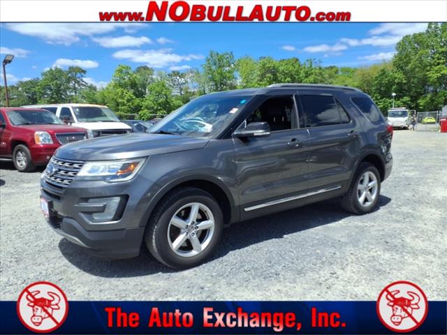 2016 Ford Explorer XLT:RS25014