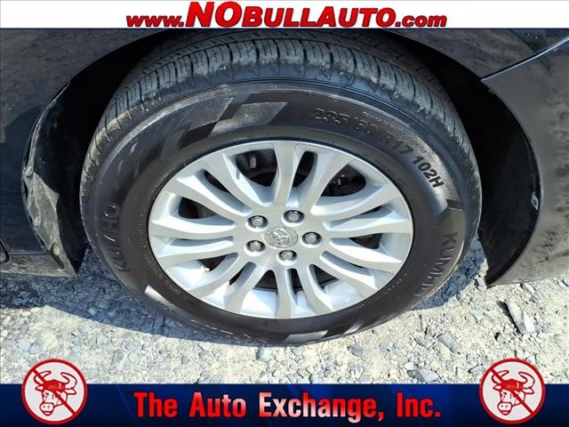 2016 Toyota Sienna XLE 7-Passenger Auto Access Seat:RS25198