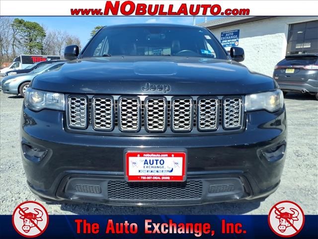 2017 Jeep Grand Cherokee Altitude:RS25136