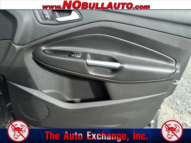 2017 Ford Escape Titanium:RS25208