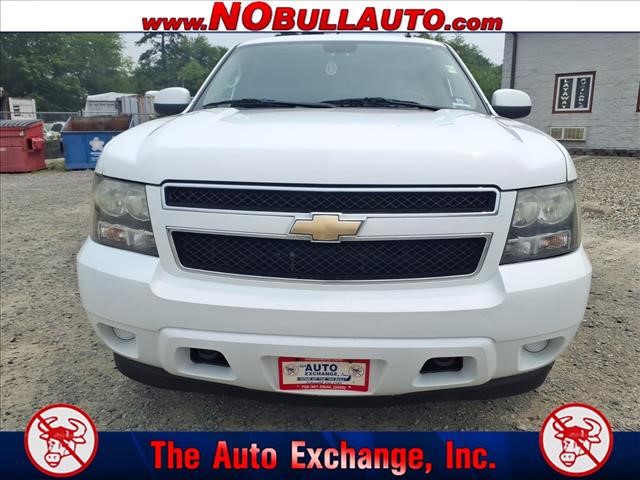 2011 Chevrolet Suburban LS:RS25184