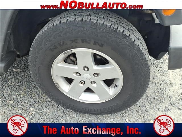 2011 Jeep Wrangler Unlimited Sport:RS25143